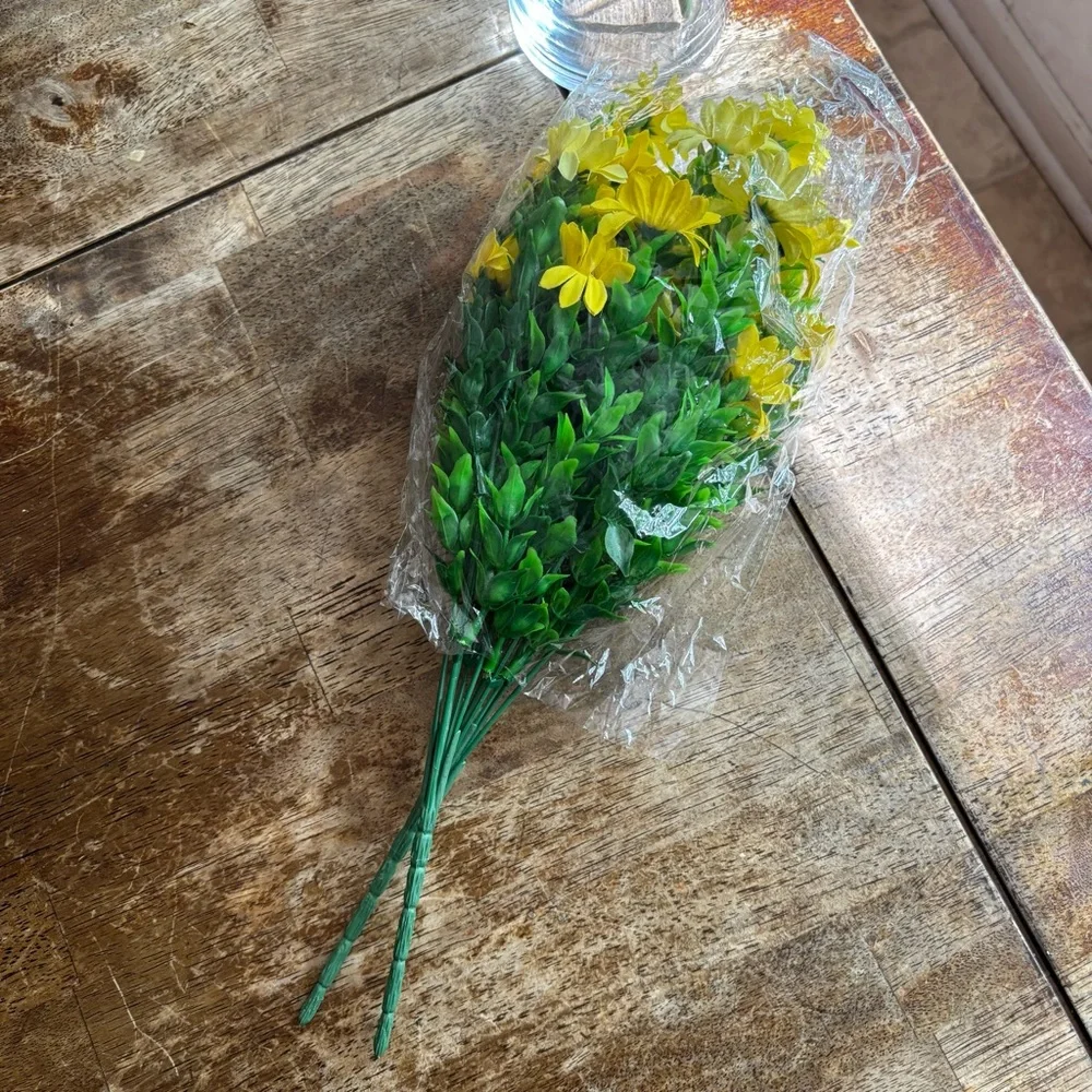 Artificial Flowers Yellow Daisies